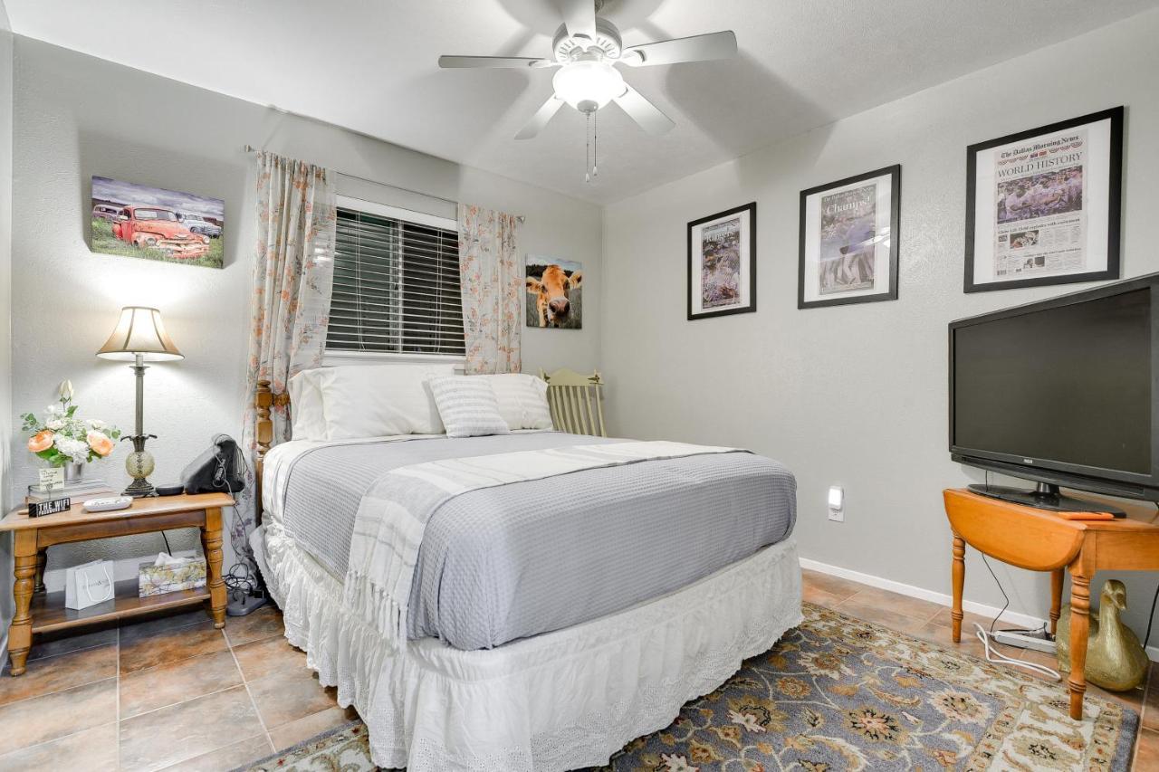 Arlington Home With Patio, Walk To Atandt Stadium! Eksteriør billede