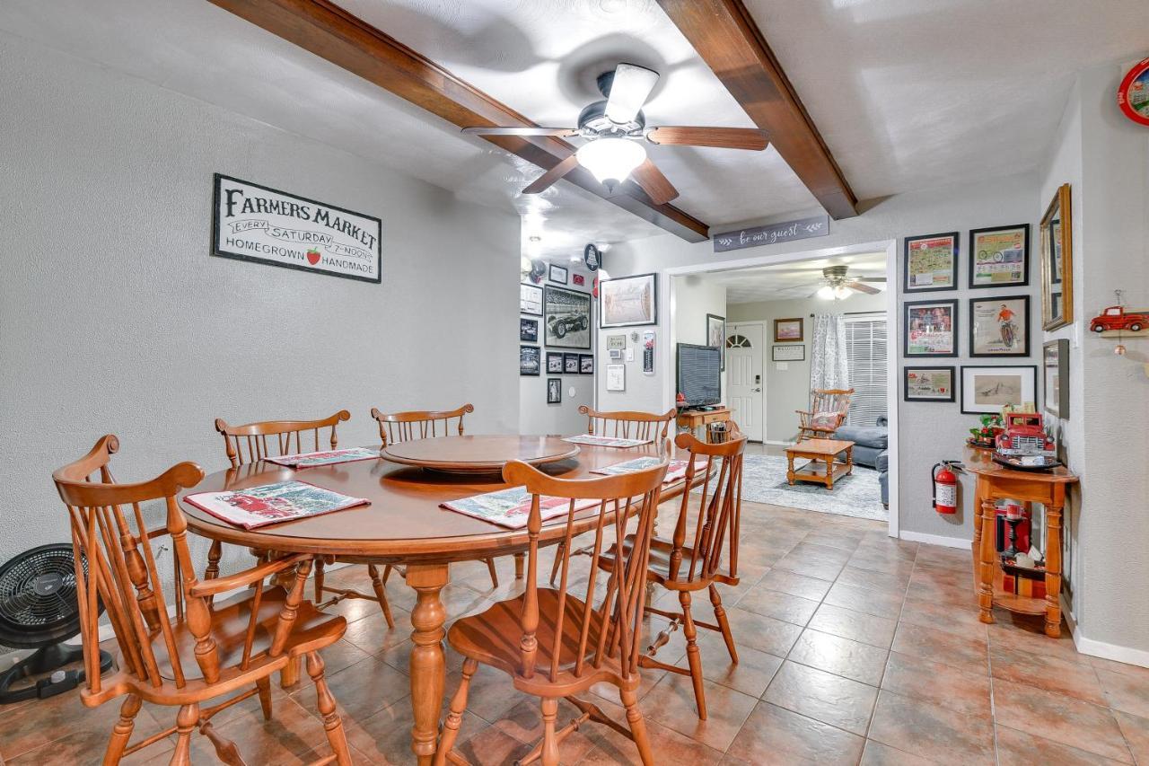 Arlington Home With Patio, Walk To Atandt Stadium! Eksteriør billede
