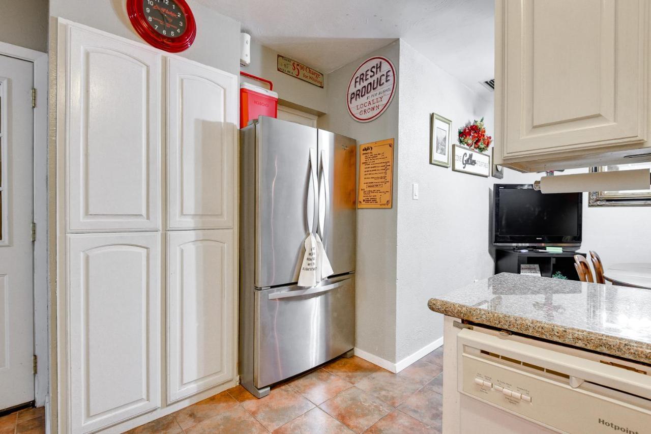 Arlington Home With Patio, Walk To Atandt Stadium! Eksteriør billede